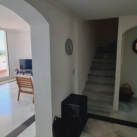Duplex Nueva Andalucia Con Maravillosas Vistas Al Mar شقة ماربيا