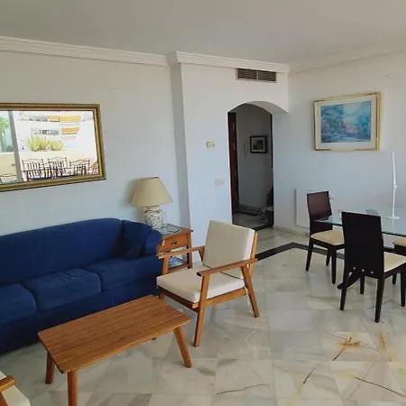 Duplex Nueva Andalucia Con Maravillosas Vistas Al Mar شقة